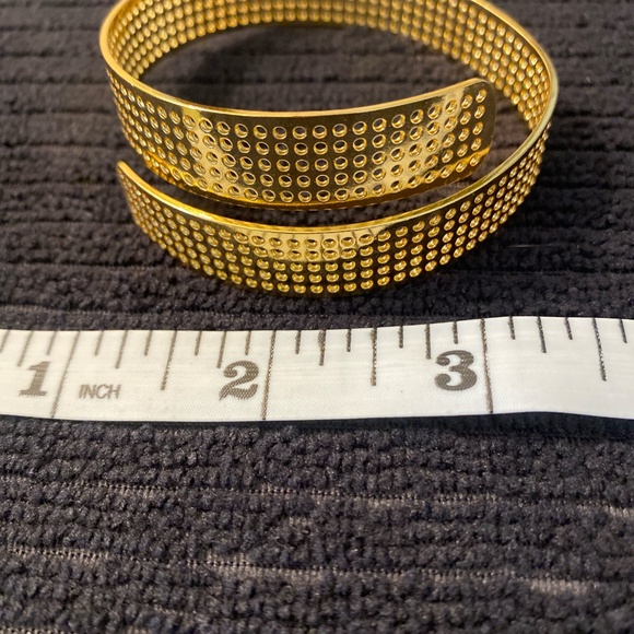 Gorjana "Mia" Gold Jewelry Set - Picture 8 of 10